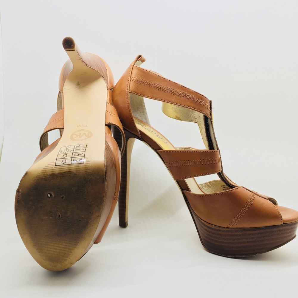 🎉Sale🎉Michael Kors Brown Leather Stiletto - Picture 8 of 8